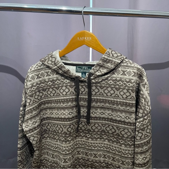 Patterned Tan Hoodie - Picture 3 of 8